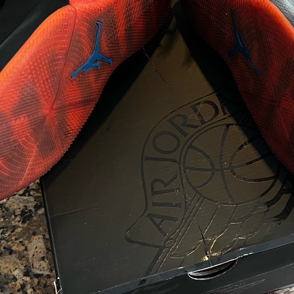 Gently Pre-Loved ? Jordan ? Why not zero basketball ? GOAT shoes size 11 main image 6